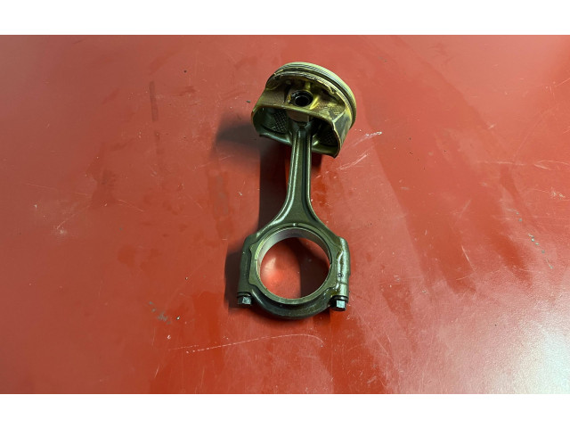 Píst Chrysler Town & Country V