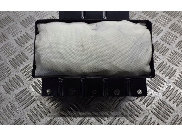 Подушка безопасности водителя 845301H000 KIA Ceed