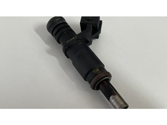 Vstřikovač 0909811 BMW X5 E70 pro benzínový motor 3.0 N52B30