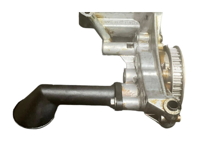 Масляный насос 03L115105C Volkswagen Caddy