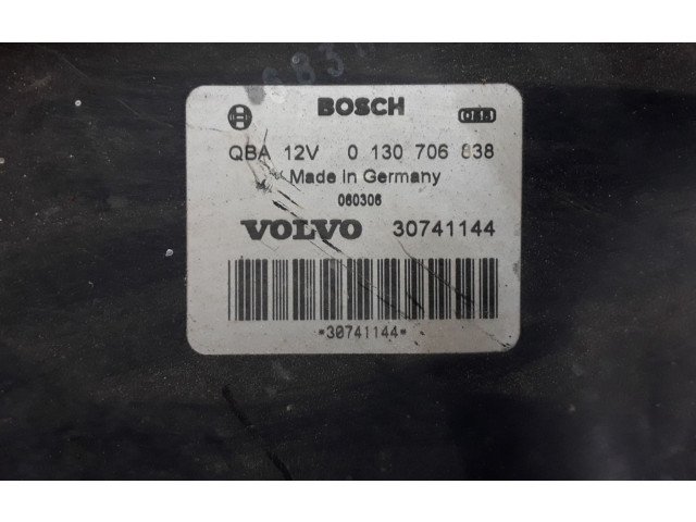 Диффузор 0130706838 Volvo XC70 2006