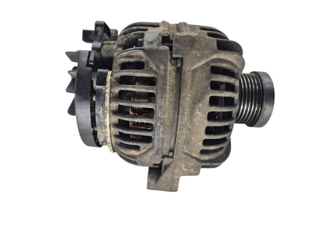 Генератор 8676496, 0124525029   Volvo V70      