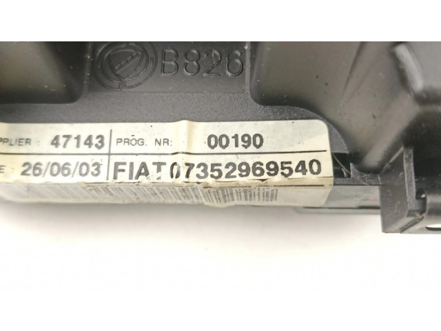 Ручка стеклоочистителей 735296954, 07352969540   Fiat Stilo