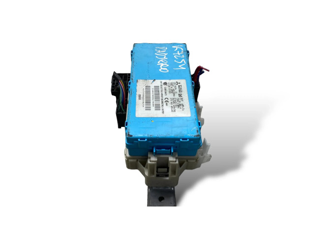 Блок предохранителей 863780940, CCAB07LP364C13 Mitsubishi Pajero