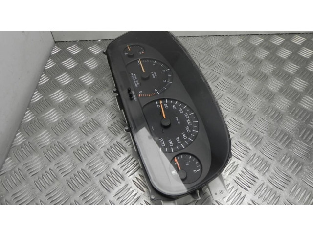 Přístrojová deska Dodge Grand Caravan 2000 P04685629AB, B1175