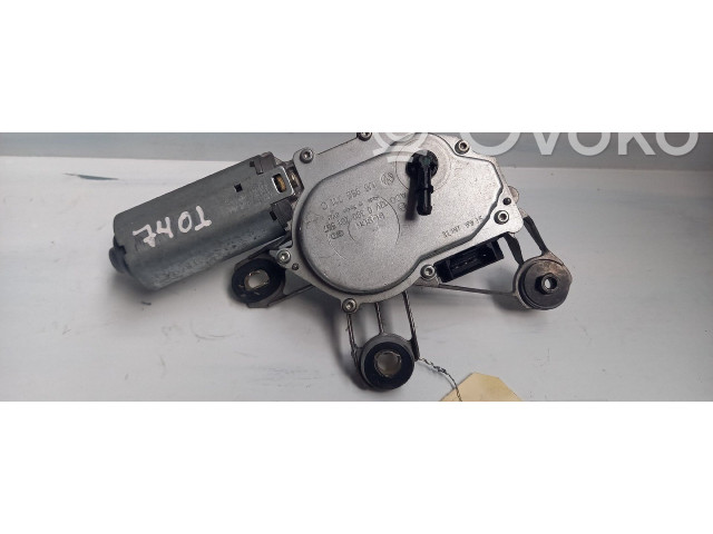 Моторчик заднего дворника 1J6955711C, 0390201557    Skoda Fabia Mk1 (6Y)