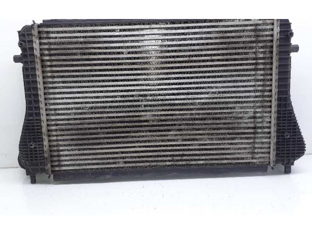 Интеркулер  1K0145803A, B5896   Audi A3 S3 8P 2.0