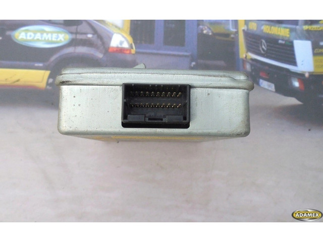 Řídící jednotka 1893040u10 Nissan Maxima 1996