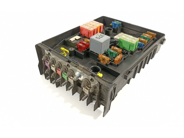 Модуль управления BSM 1K0937125A   Volkswagen Jetta V    