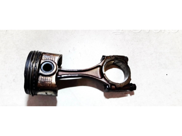 Поршень с шатуном Lexus IS 200-300 для бензинового двигателя 2.0