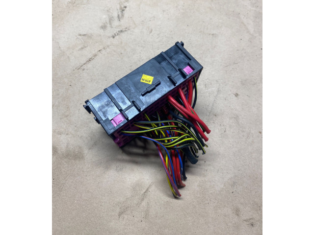 Блок предохранителей 7E0937617A Volkswagen Transporter - Caravelle T5