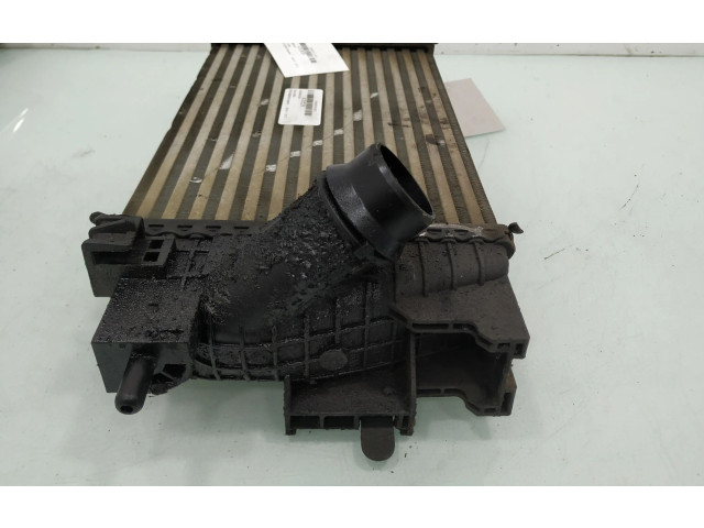 Интеркулер 13283252 Opel Meriva B