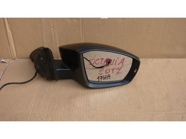 Зеркало электрическое Skoda Octavia Mk3 (5E) 2013 - 2019 года
