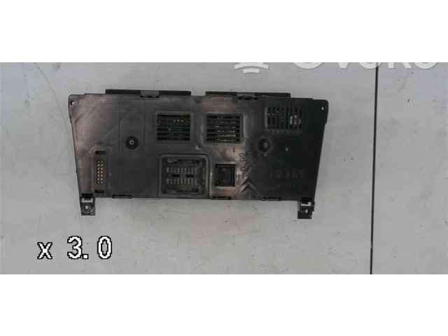 Блок управления климат-контролем 96738323XT, 6452Y4   Peugeot 5008