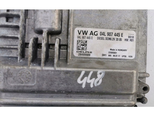 Блок управления двигателем Блок управления Volkswagen Golf Plus