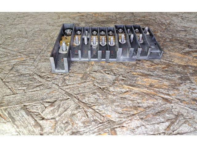 Pojistková skříňka 7H0937550A, 586440 Volkswagen Transporter - Caravelle T5 2006