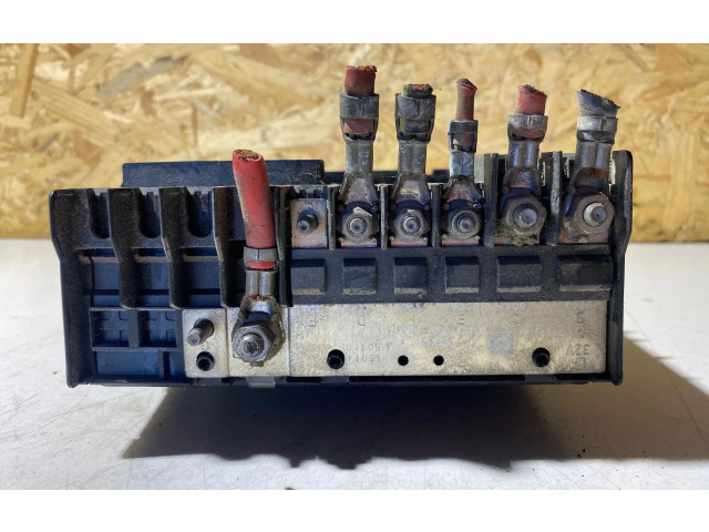 Блок предохранителей 1K0937806D, 5K0937800L Volkswagen Caddy