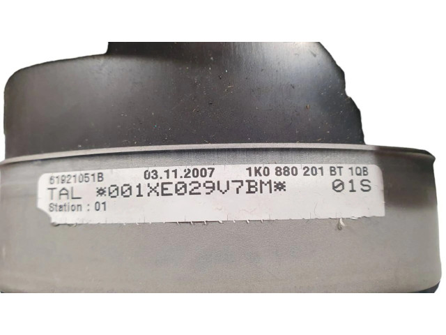 Руль Volkswagen Cross Touran I 2006-2010 года 1K0880201BT, 1K0959537J