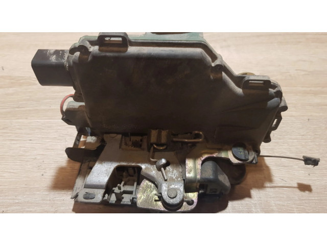 Задний замок