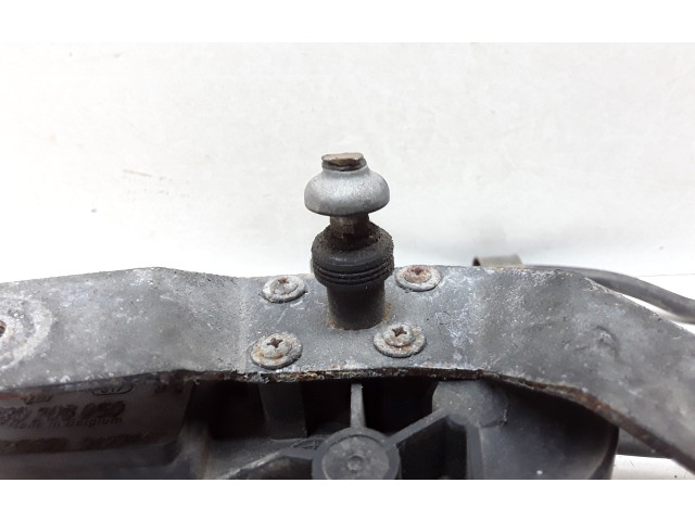 Моторчик стеклоочистителя 0390206951    Volvo S70  V70  V70 XC