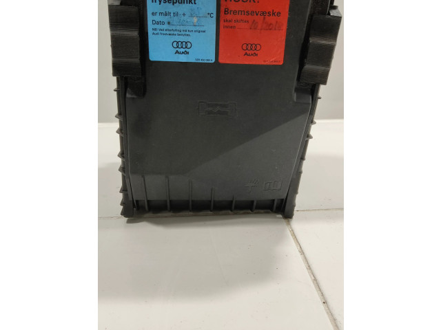 Блок предохранителей 1K0937125C Audi A3 S3 8P