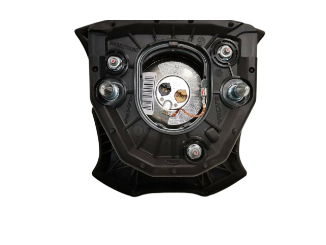 Подушка безопасности водителя P30780655, T4929L72830319   Volvo V70