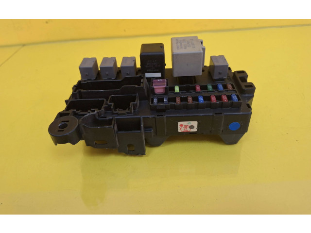 Блок предохранителей Daihatsu Cuore
