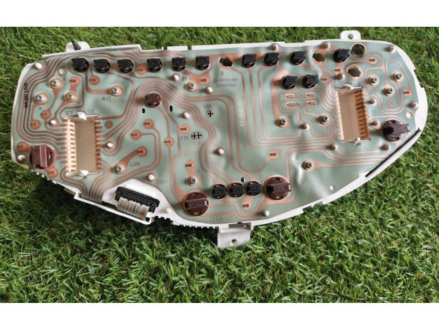 Панель приборов MR308415, 0P0231 Mitsubishi Carisma