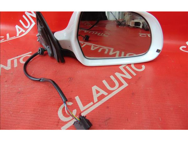 Zpětné zrcátko Mercedes-Benz E W124 2007 AU.004.20.27896