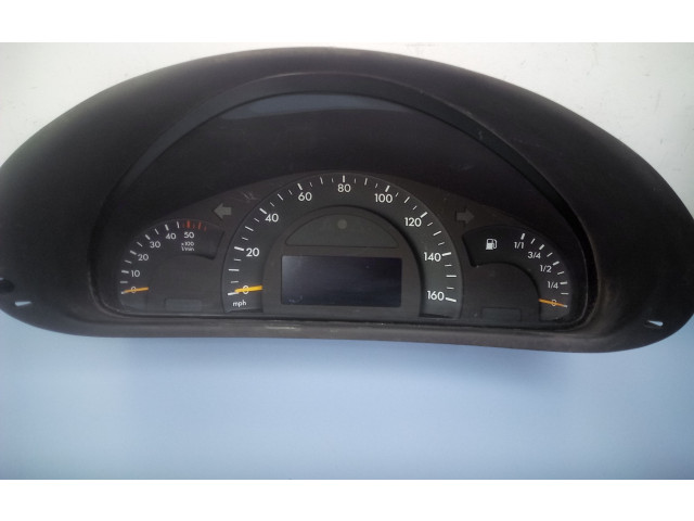 Панель приборов A2035401511, 88311323   Mercedes-Benz C W203       
