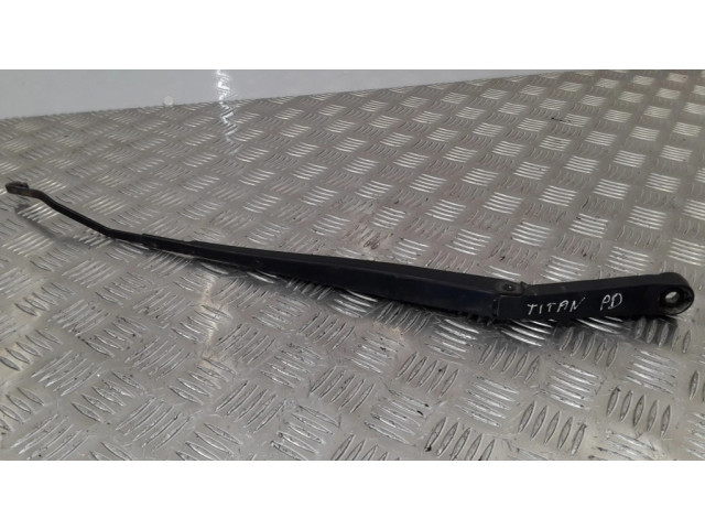 Ножка стеклоочистителей лобового стекла