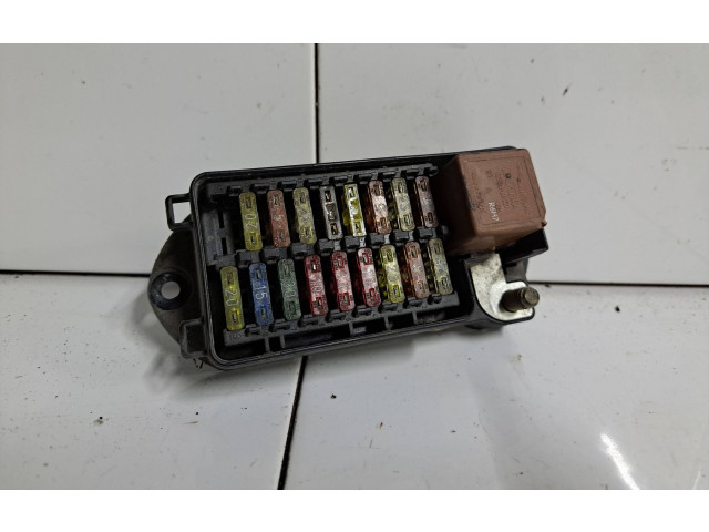 Блок предохранителей LNA2800FB, 518154000 Jaguar XJ X300