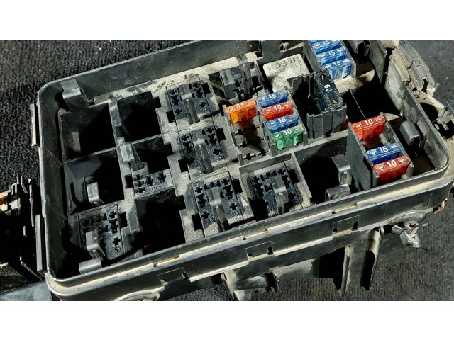 Блок предохранителей 4585840 Saab 9-5