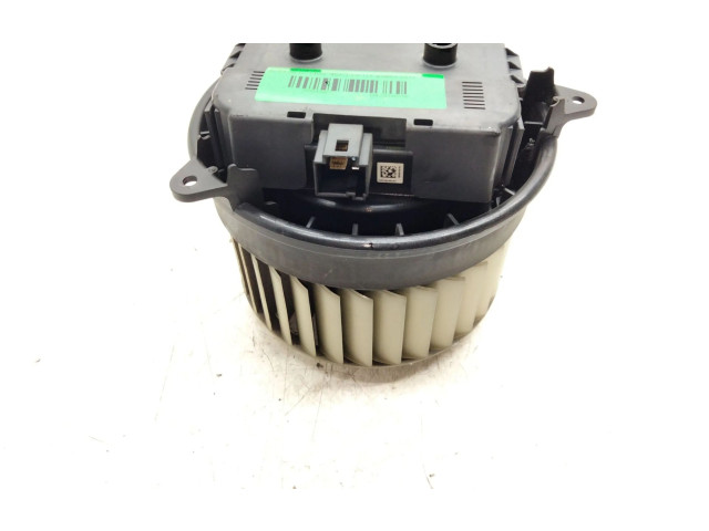 Вентилятор печки    4H1820021B   Audi A6 C7