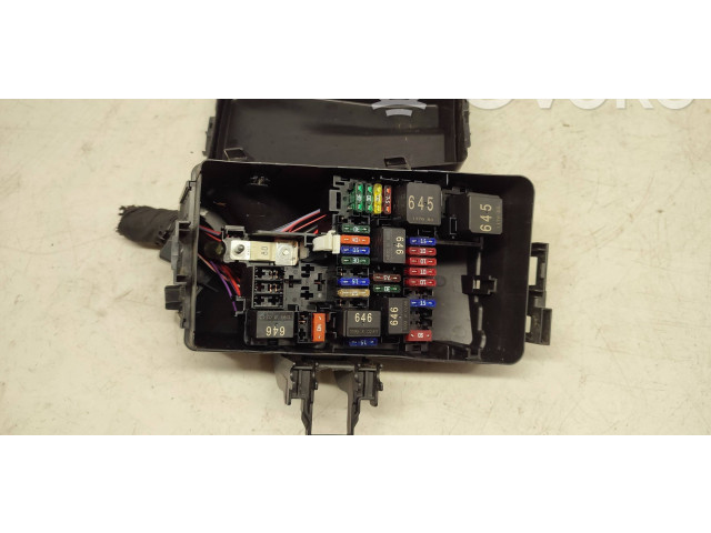 Блок предохранителей 5WA907361A Skoda Octavia Mk4
