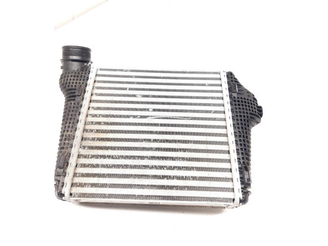 Интеркулер 95B145804E, T95B360 Porsche Macan