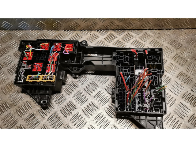 Блок предохранителей 9X2314290ACC Jaguar XF X250