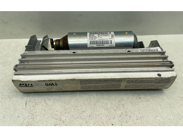 Подушка безопасности пассажира 30339730C, 1049130340007 Volkswagen Transporter - Caravelle T5