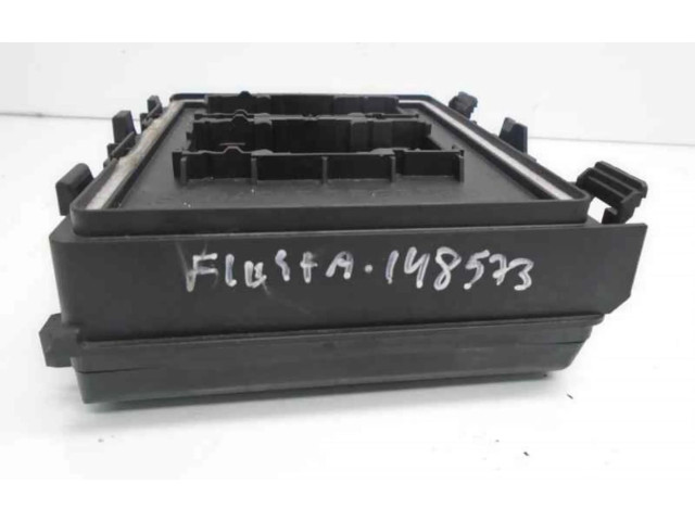 Pojistková skříňka 2424459, 2424459 Ford Fiesta 2019