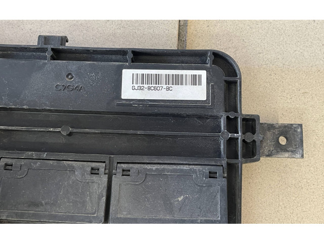 Руль GJ328C607BC, GJ328C607BC Jaguar E-Pace