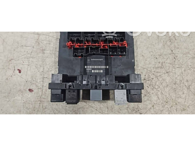 Блок комфорта 3C0937049AJ   Skoda Octavia Mk2 (1Z)   