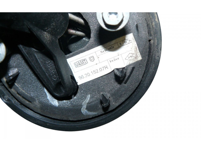 Зеркало электрическое Dacia Duster - года