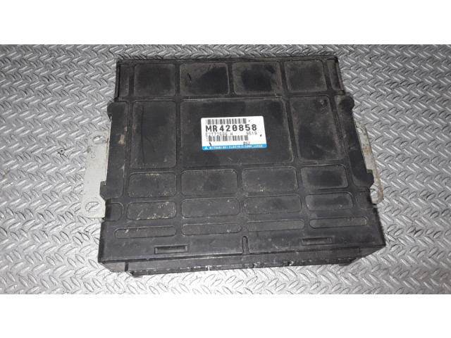 Блок управления двигателя MR420858   Mitsubishi Space Wagon