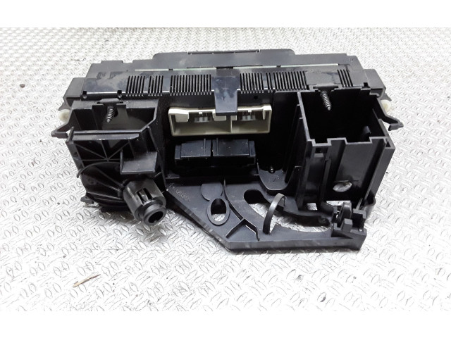 Блок управления климат-контролем    Volkswagen Caddy