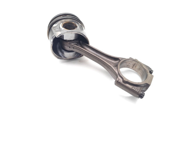 Píst AVB Volkswagen PASSAT B5.5 AVB