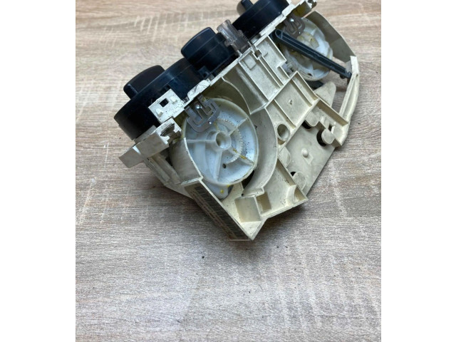 Блок управления климат-контролем 1U0819045   Skoda Octavia Mk1 (1U)