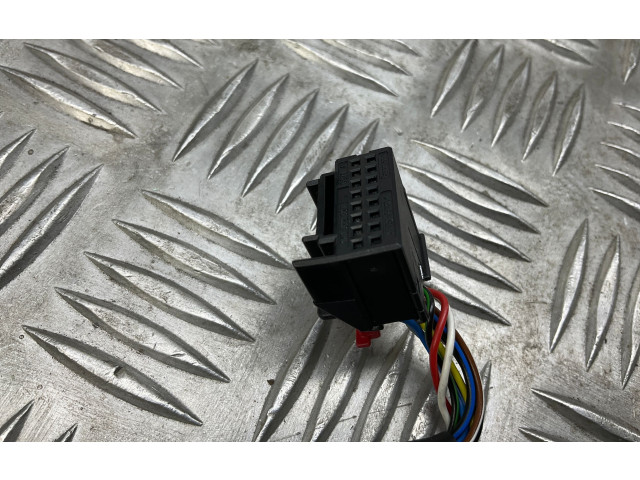 Зеркало электрическое        Audi A5 8T 8F  2007 - 2016 года   