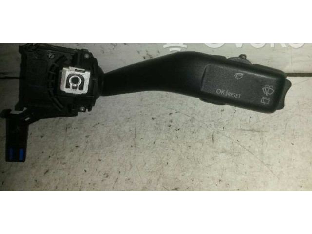 Vstřikovací lišta 1K0953519a Seat Toledo II (1M) BKD