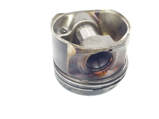 Píst 8580699, 11258580699 BMW X1 E84