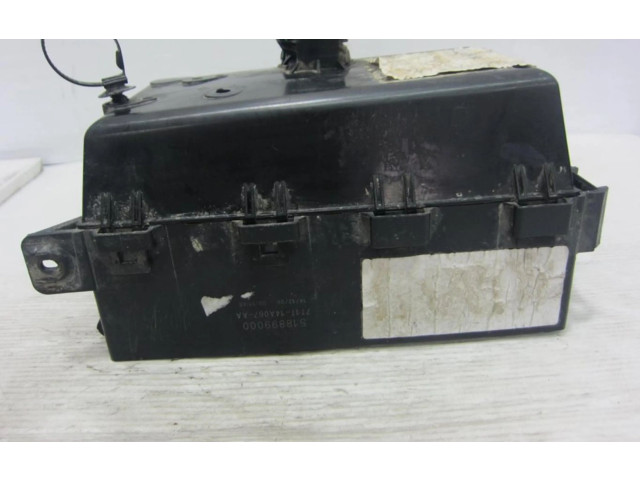 Блок предохранителей 518899000 Ford Transit - Tourneo Connect